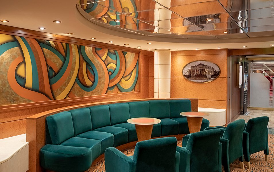 Bar Smeraldo, MSC Poesia | MSC Cruises
